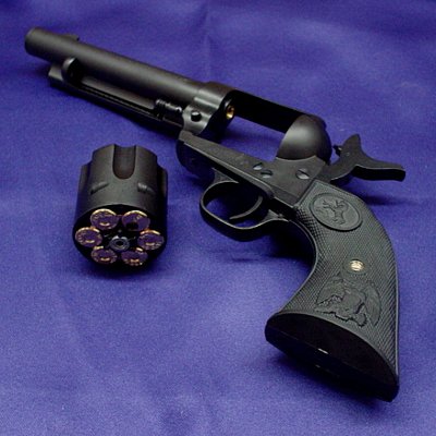 S.A.A.45 D.Cy. H.W.