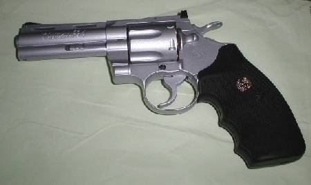 PYTHON�@4�C���`�@�V���o�[�R�[�g